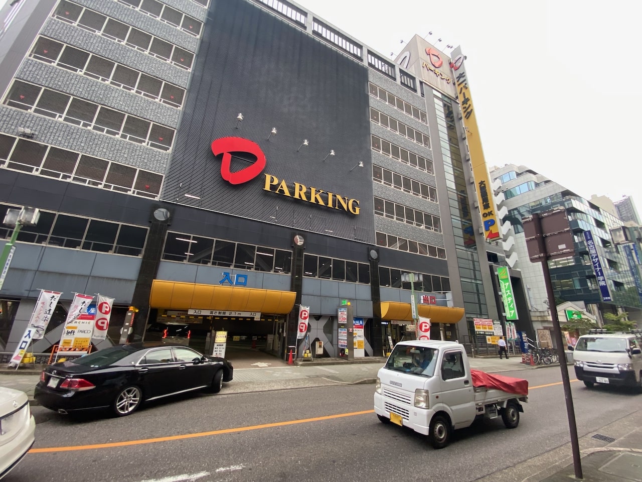 栄スーパーカーガレージ 11